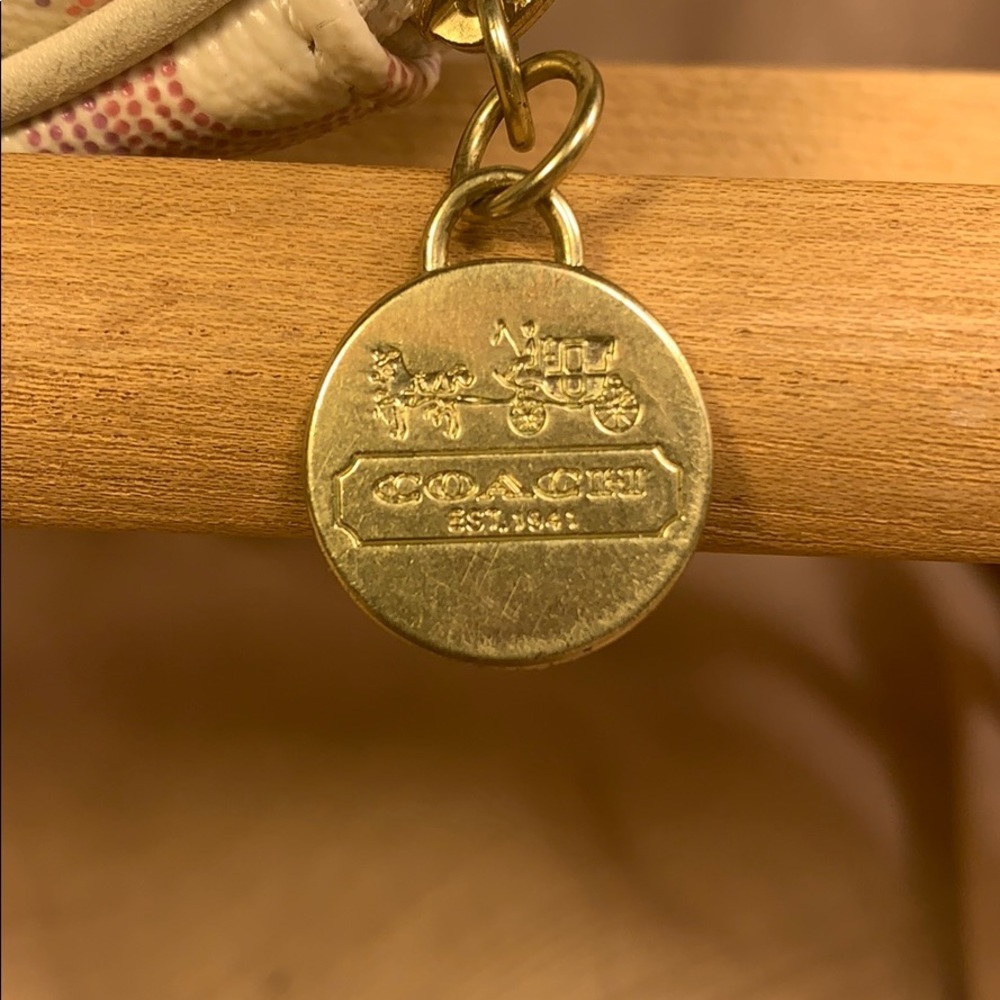 Coach coin pouch, super cool & rare! - Picture 3 of 7